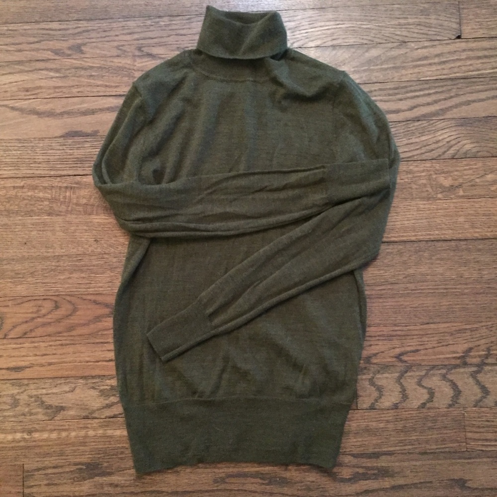 Evergreen Jcrew turtleneck